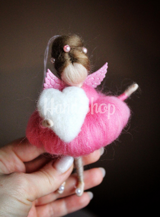 Лялька ангел з крилами підвіска валентинка у рожевій сукні Лялька ангел з крилами підвіска валентинка у рожевій сукні