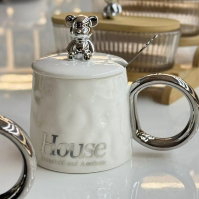 Сувенірна чашка з кришкою срібний ведмедик та ложкою (на вибір!)