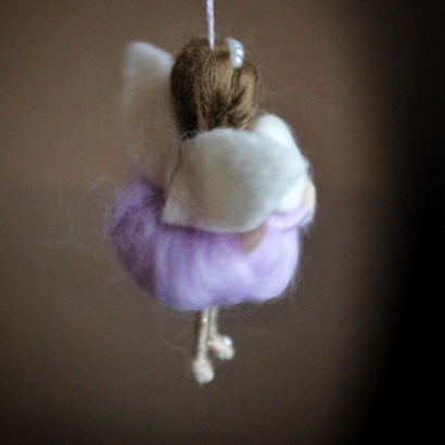 Лялька ангел з крилами підвіска валентинка з сердечком