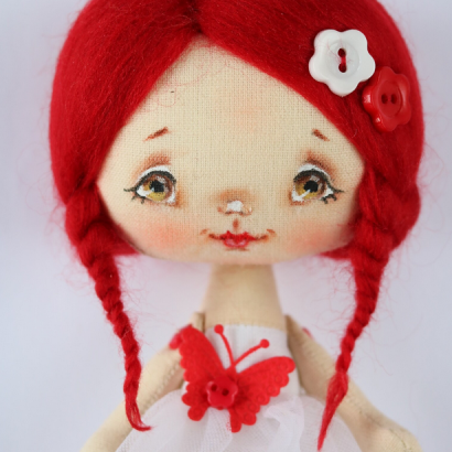 Авторська лялечка з червоним волоссям танцюристка