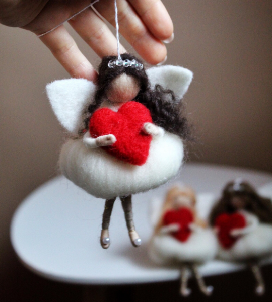 Сувенірні ляльки валентинки ангели підвіски вовна (на вибір!)