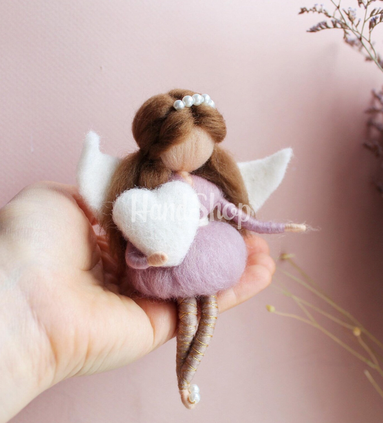 Керамическая тарелка с петриковской росписью от магазина подарков HandShop - это не просто сувенир. Это часть украинской души, воплощенная в художественном изделии, которое будет радовать вас и ваших близких долгие годы. Заказывайте свою авторскую керамическую тарелку от магазина подарков HandShop уже сегодня: https://handshop.com.ua/ и дайте себе кусочек настоящего украинского искусства! Керамическая тарелка с петриковской росписью от магазина подарков HandShop - это не просто сувенир. Это часть украинской души, воплощенная в художественном изделии, которое будет радовать вас и ваших близких долгие годы. Заказывайте свою авторскую керамическую тарелку от магазина подарков HandShop уже сегодня: https://handshop.com.ua/ и дайте себе кусочек настоящего украинского искусства!