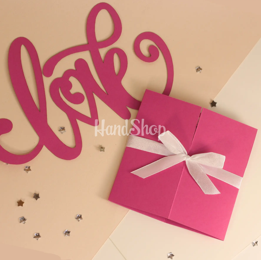 Объемная открытка коробочка Love Объемная открытка коробочка Love