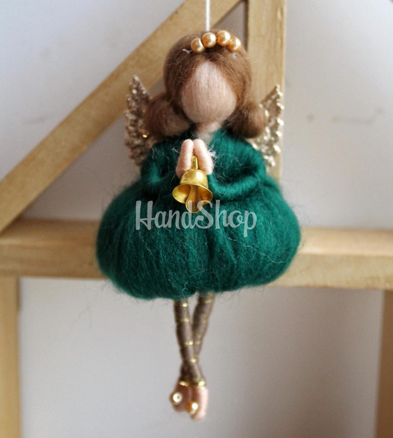 Різдвяна лялечка ангел з вовни підвіска в зеленій сукні 2026