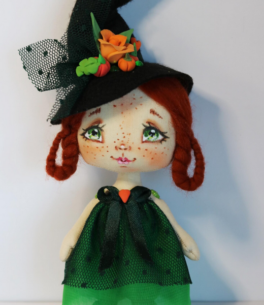 Відьмочка рудоволоса лялька авторська текстильна сувенірна