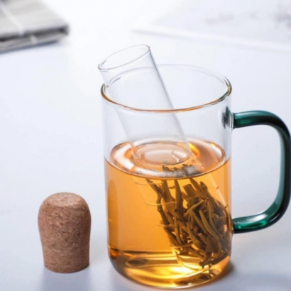 Скляний фільтр для заварювання чаю з корковою кришкою