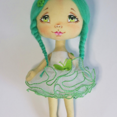 Маленька текстильна лялька сувенірна з бірюзовим волоссям