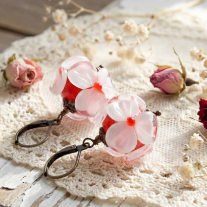 Жіночий кулон намистини лемпворк квіти червноні скло