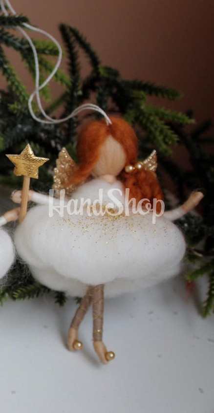 Новорічна руда лялька підвіска ангел з вовни на ниточці Новорічна руда лялька підвіска ангел з вовни на ниточці