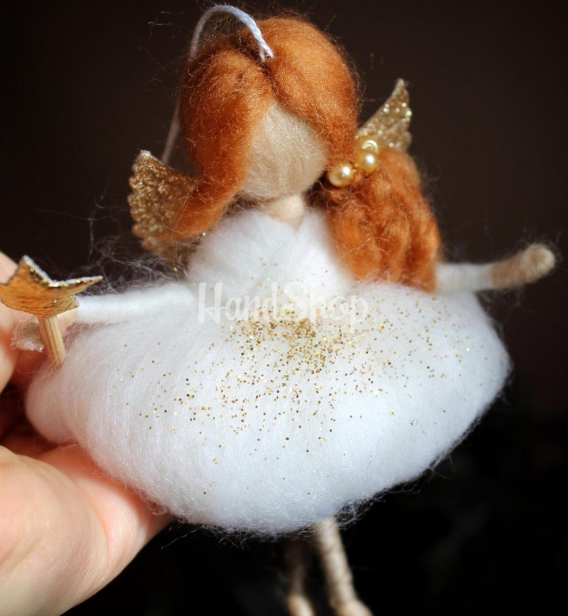 Новорічна руда лялька підвіска ангел з вовни на ниточці Новорічна руда лялька підвіска ангел з вовни на ниточці