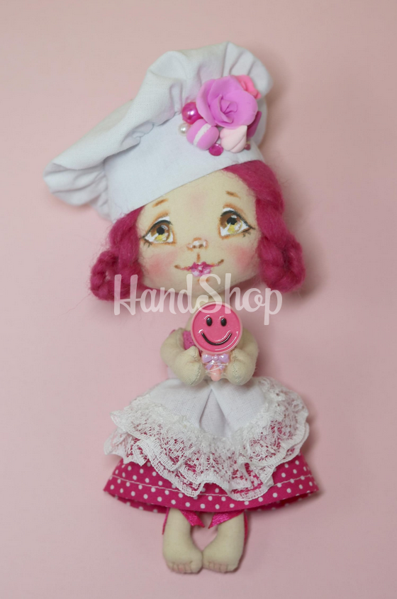 Сувенірна дитяча текстильна лялька кухар кондитер Сувенірна дитяча текстильна лялька кухар кондитер
