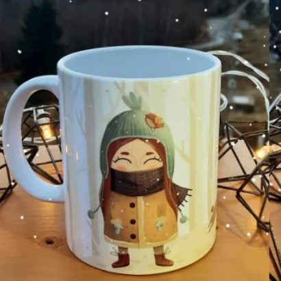 Дитяча сувенірна новорічна чашка дівчинка і сніговик