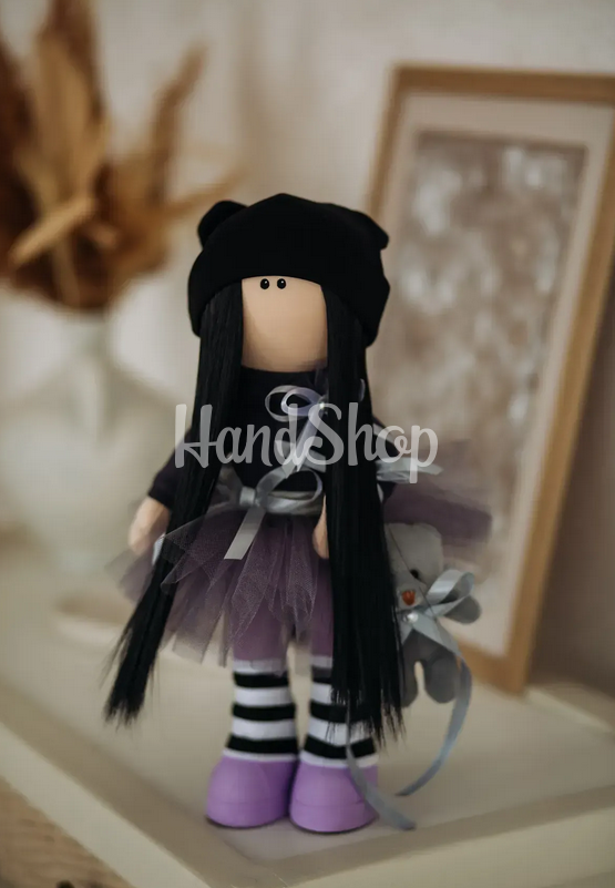 Авторська сувенірна ігрова лялька тільда з серіалу Wednesday Addams Авторська сувенірна ігрова лялька тільда з серіалу Wednesday Addams