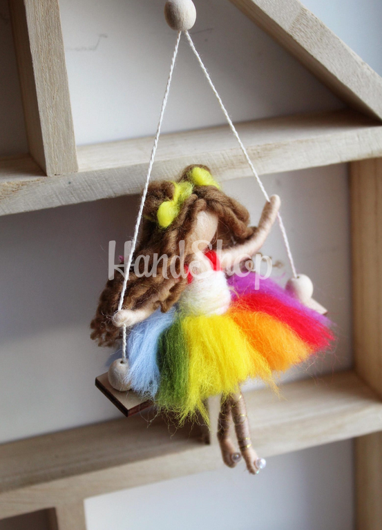 Авторська дитяча лялька оберіг підвіска на качелі веселка Авторська дитяча лялька оберіг підвіска на качелі веселка