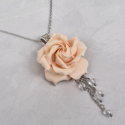 Комплект прикрас полімерна глина кулон, колечко троянда