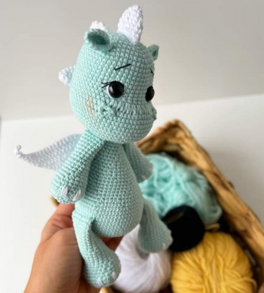 Новорічна пара іграшки в’язані зелені дракончки символ 2024 року