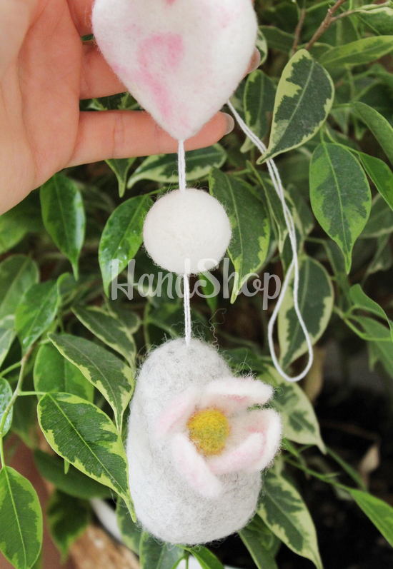 Ця довга сувенірна підвіска їжак з квіткою та яєчко з сердечком не лише прикрасить ваш простір, а й стануть символом затишку та доброго настрою! Ця довга сувенірна підвіска їжак з квіткою та яєчко з сердечком не лише прикрасить ваш простір, а й стануть символом затишку та доброго настрою!