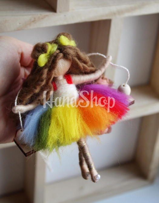Авторська дитяча лялька оберіг підвіска на качелі веселка Авторська дитяча лялька оберіг підвіска на качелі веселка