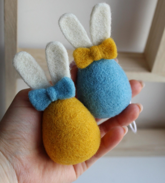 Великодні яйця з вушками патріотичні пара, 2 шт!