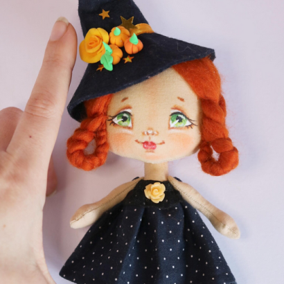 Відьмочка авторська інтер’єрна сувенірна лялька рудоволоса