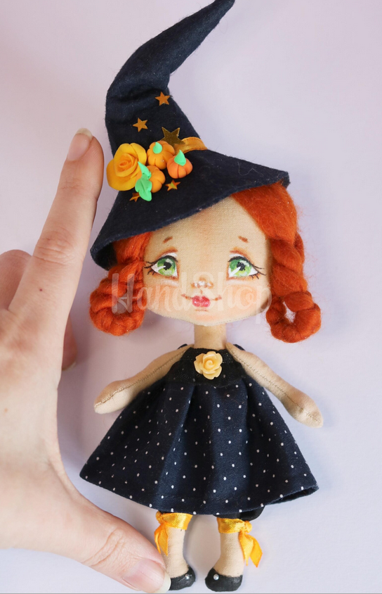 Відьмочка авторська інтер’єрна сувенірна лялька рудоволоса Відьмочка авторська інтер’єрна сувенірна лялька рудоволоса