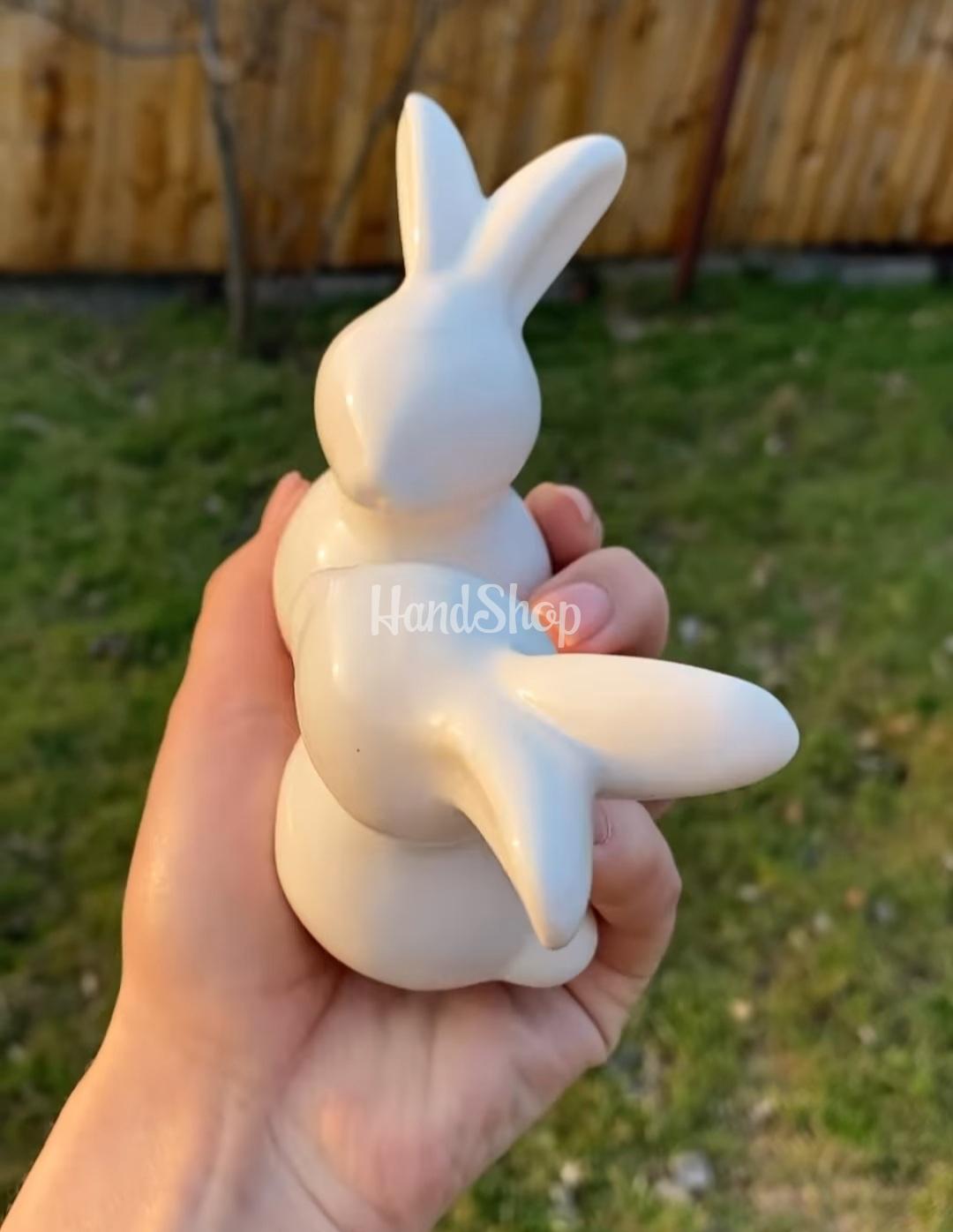 Пара маленьких білих порцелянових сувенірних зайчиків, 2 шт Пара маленьких білих порцелянових сувенірних зайчиків, 2 шт