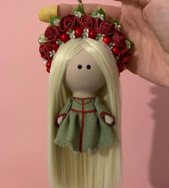 Лялька блондинка з довгим волосся Мавка брелок