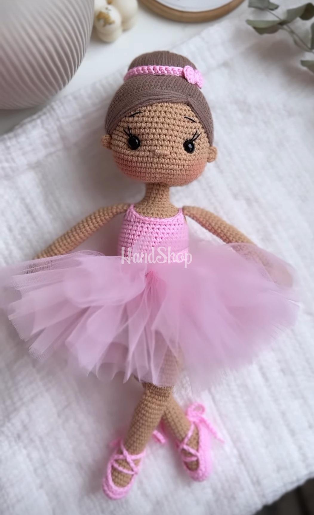 Лялька балерина в рожевих пуантах сувенірна іграшка Лялька балерина в рожевих пуантах сувенірна іграшка