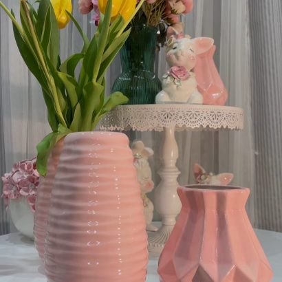 Рожева велика порцелянова ваза ручної роботи для квітів