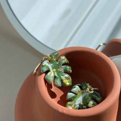 Жіночі сережки полімерна глина листя монстера