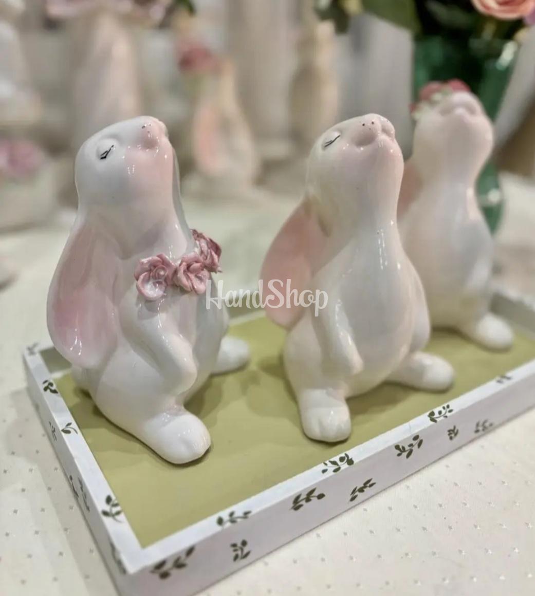 Набір білих порцелянових зайчиків сувеніри, 3 шт Набір білих порцелянових зайчиків сувеніри, 3 шт