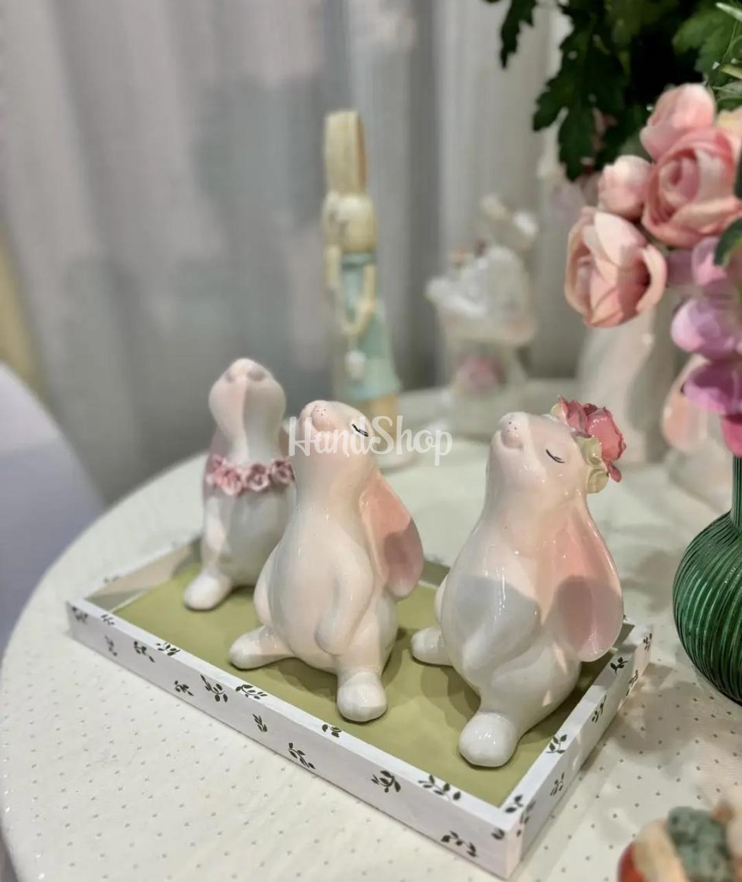Набір білих порцелянових зайчиків сувеніри, 3 шт Набір білих порцелянових зайчиків сувеніри, 3 шт