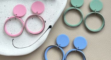 З новим поглядом на красу: стильні круглі сережки, що оживлять вашу індивідуальність та блискучий смак