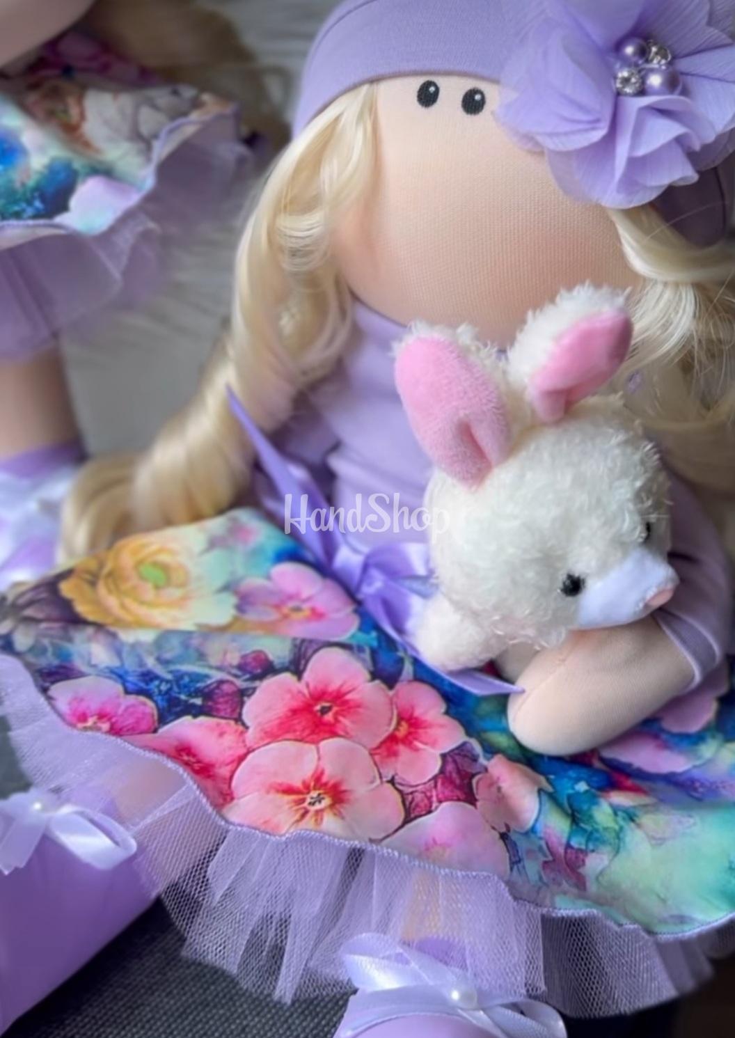 Дитяча інтер’єрна лялька з довгим білявим волоссям Дитяча інтер’єрна лялька з довгим білявим волоссям