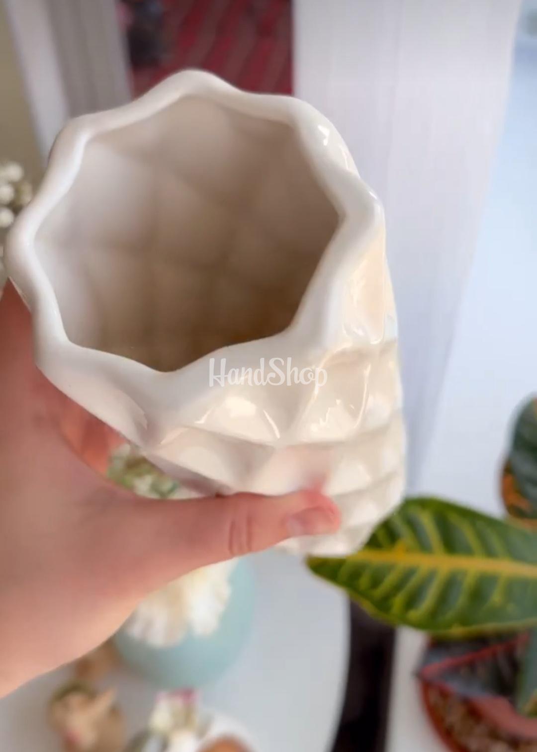 Порцелянова ваза для квітів в білому кольорі фарфор Порцелянова ваза для квітів в білому кольорі фарфор