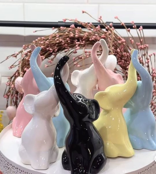 Порцелянові слоники пари ручної роботи – незабутній подарунок на День святого Валентина вашим коханим