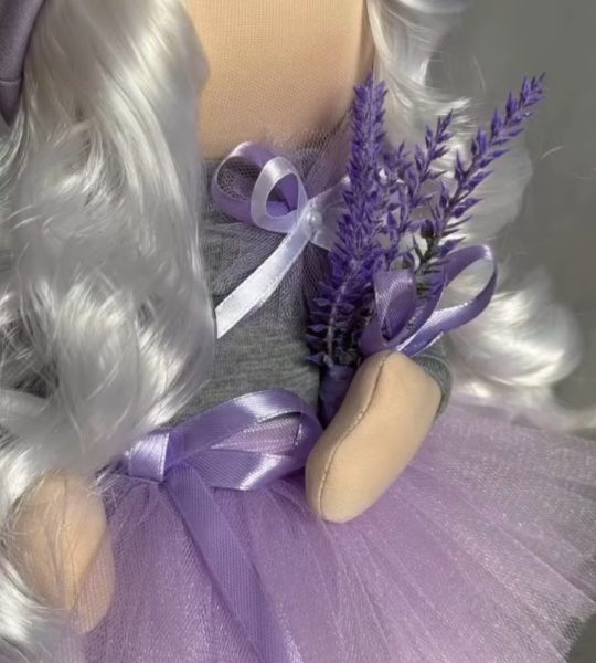 Сувенірна авторська інтер’єрна лялька блондинка тільда лаванда