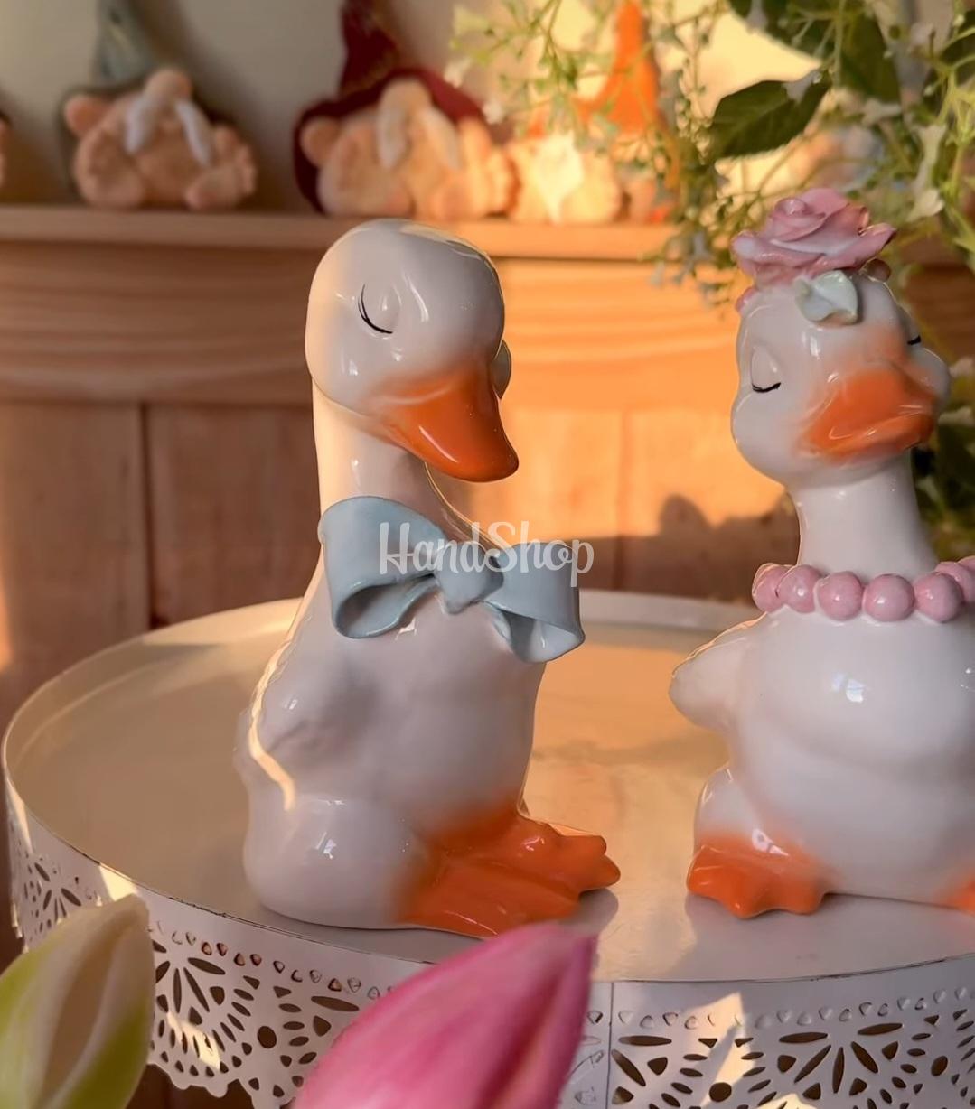 Пара білих порцелянових весільних гусенят, 2 шт Пара білих порцелянових весільних гусенят, 2 шт