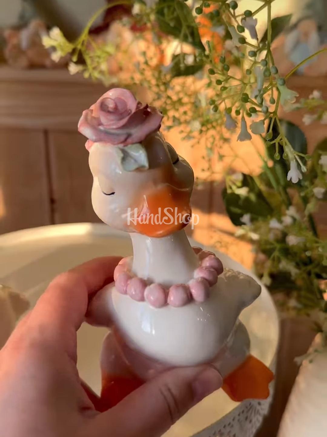 Пара білих порцелянових весільних гусенят, 2 шт Пара білих порцелянових весільних гусенят, 2 шт