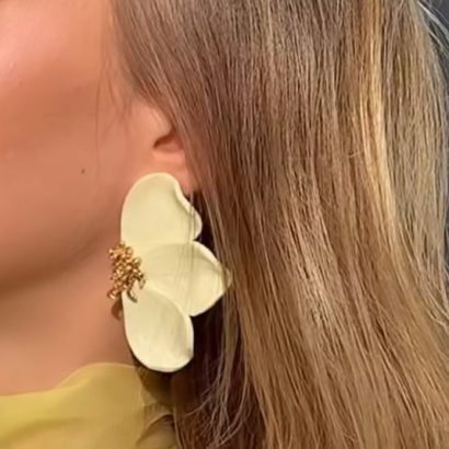Стильні великі сережки квітка половинки глина (на вибір!)