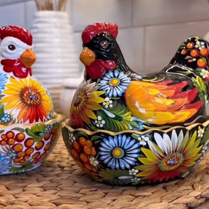 Сувенірна пара курочки петриківський розпис кераміка 2 шт