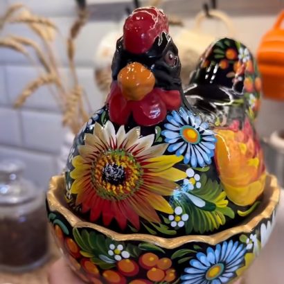 Сувенірна пара курочки петриківський розпис кераміка 2 шт