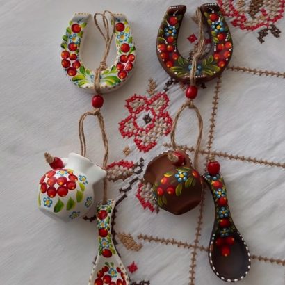 Керамічна підвіска підкова з петриківським розписом (на вибір!)