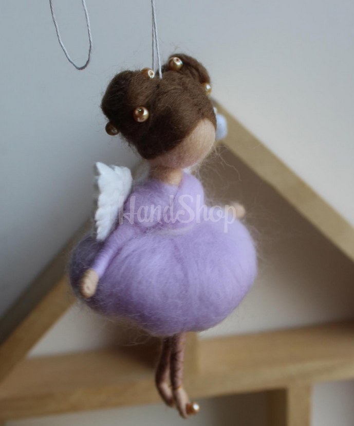 Сувенірна авторська лялька ангел підвіска у фіолетовій сукні Сувенірна авторська лялька ангел підвіска у фіолетовій сукні
