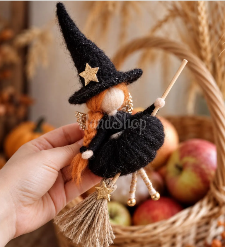 Авторская маленькая кукла ведьмочка в платье из шерсти Halloween 2027 — фото 2