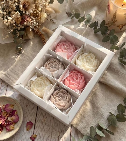 Набір маленьких свічок квіти піони з соєвого воску, 6 шт