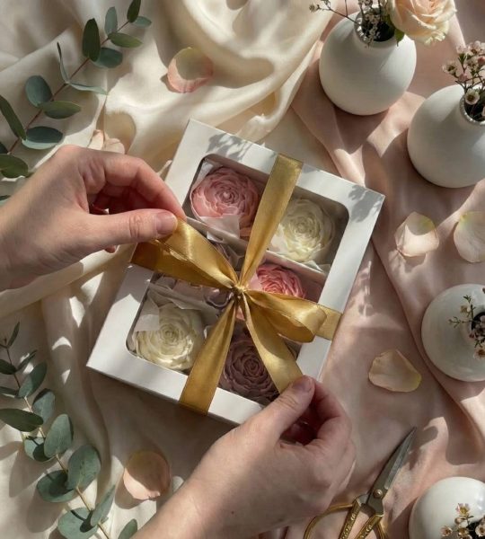 Набір маленьких свічок квіти піони з соєвого воску, 6 шт