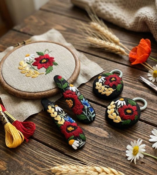 Набір польові квіти маки заколки 2 шт та резинки 2 шт