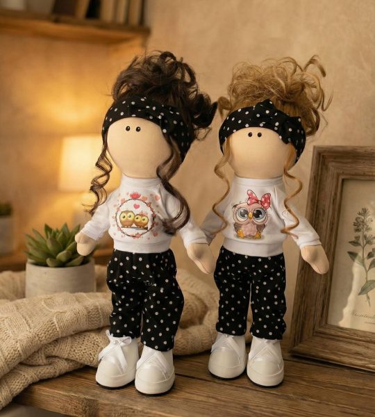 Ігрова лялька кудрява спортсменка сувенір на вибір!