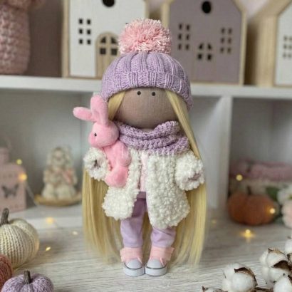 Сувенірна ігрова лялька текстильна з рожевим зайчиком